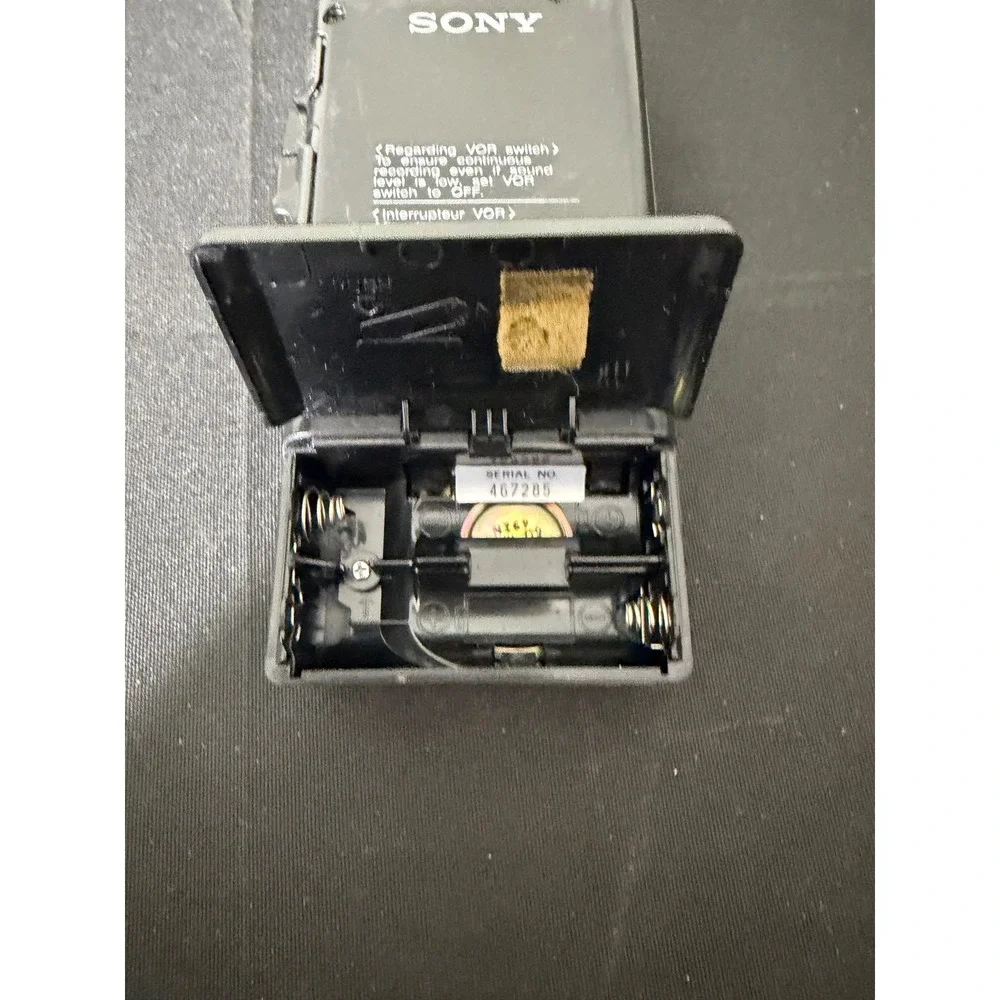Sony Microcassette-Corder M-527V Small Black EUC VOR Voice Operated Recording